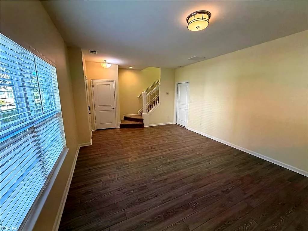 1617 Avalene WAY #474, VIRGINIA BEACH VA 23456 - Photo 4