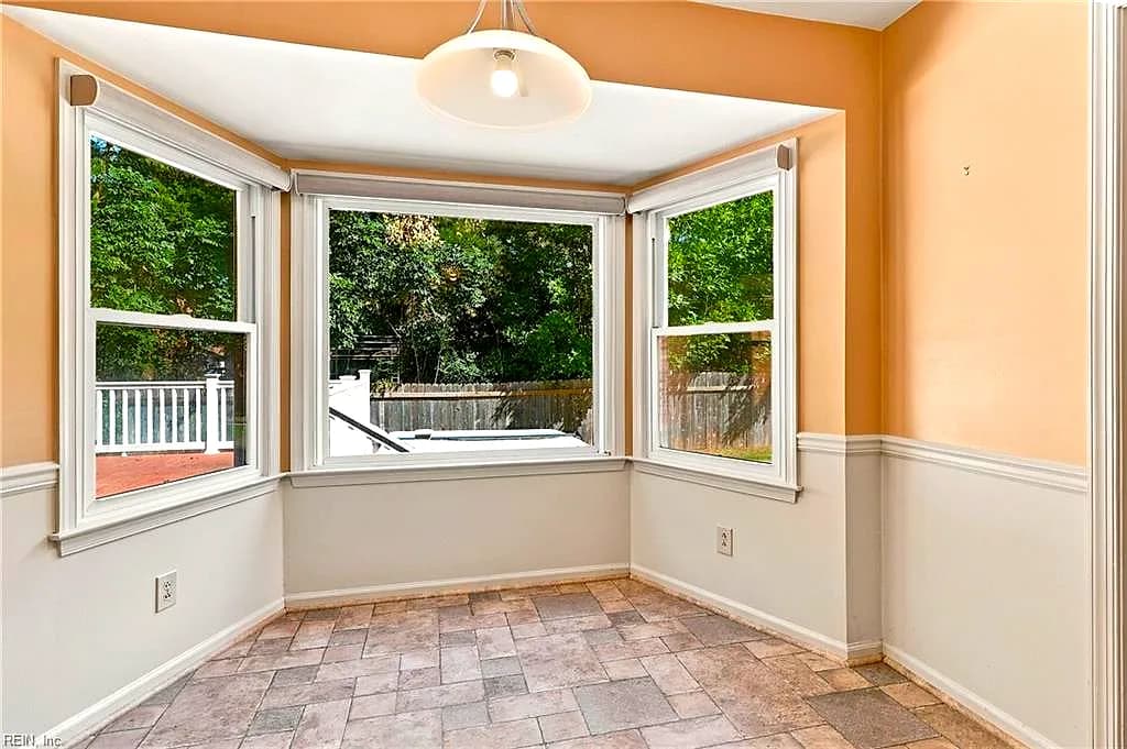 1609 Macroger CT, VIRGINIA BEACH VA 23464 - Photo 5