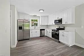 112 W Rexford DR, NEWPORT NEWS VA 23608 - Photo 4