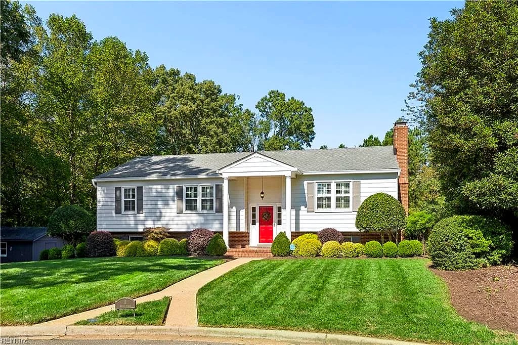 11 Royall PL, NEWPORT NEWS VA 23606
