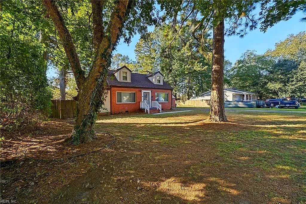 521 Rogers AVE, HAMPTON VA 23664 - Photo 3