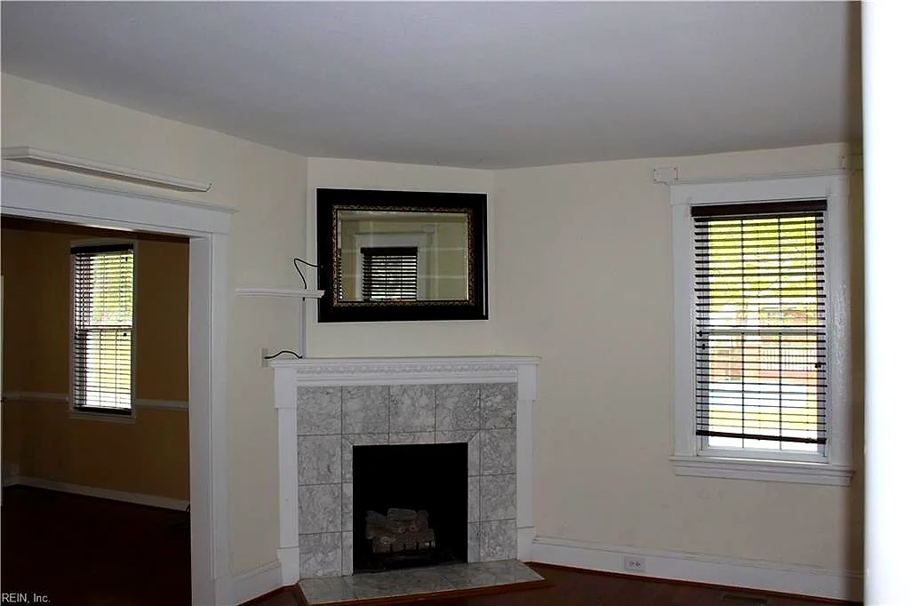 35 Taylor AVE, HAMPTON VA 23663 - Photo 4