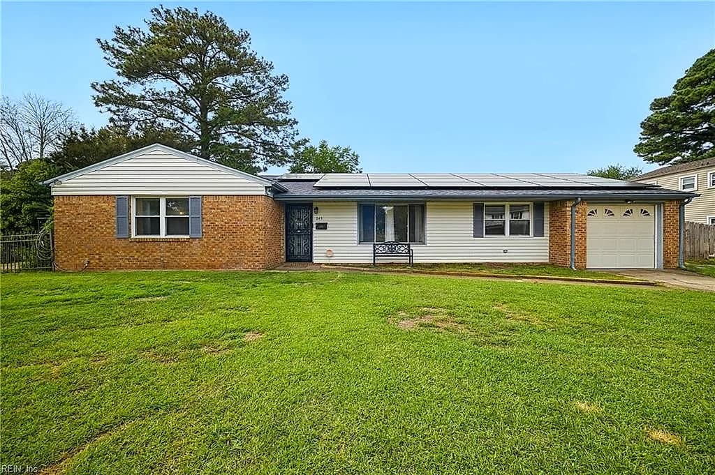 245 Palace Green BLVD, VIRGINIA BEACH VA 23452 - Photo 2