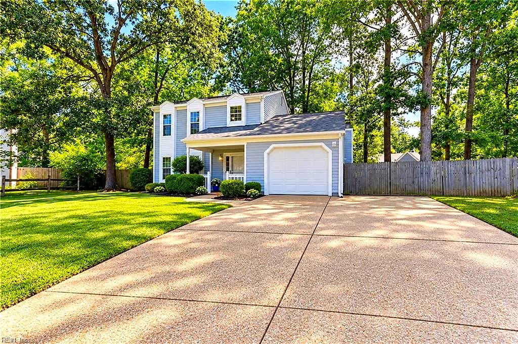 4 Finch PL, NEWPORT NEWS VA 23608 - Photo 2