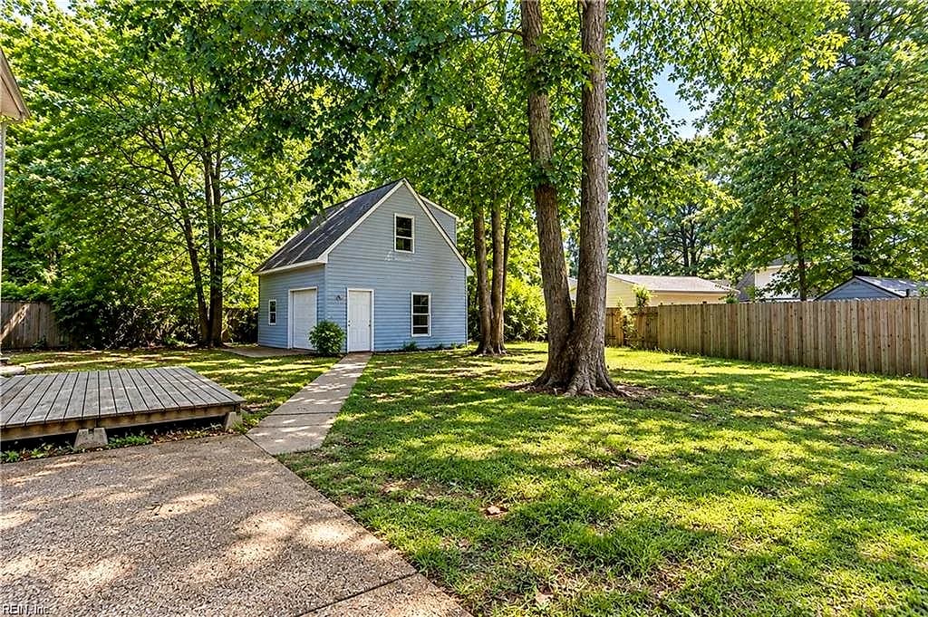 4 Finch PL, NEWPORT NEWS VA 23608 - Photo 5