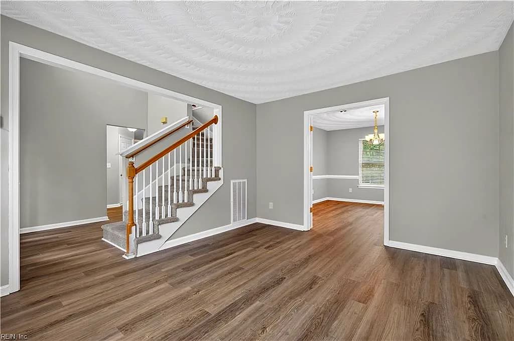 2716 Thomas ST, CHESAPEAKE VA 23323 - Photo 3