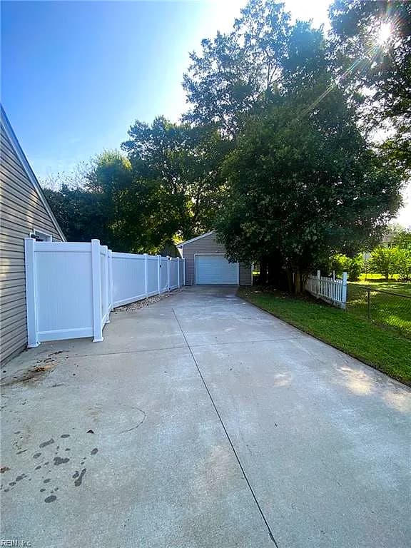 804 Romney LN, VIRGINIA BEACH VA 23455 - Photo 3