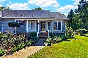 1636 Angus RD, HAYES VA 23072 - Photo 5