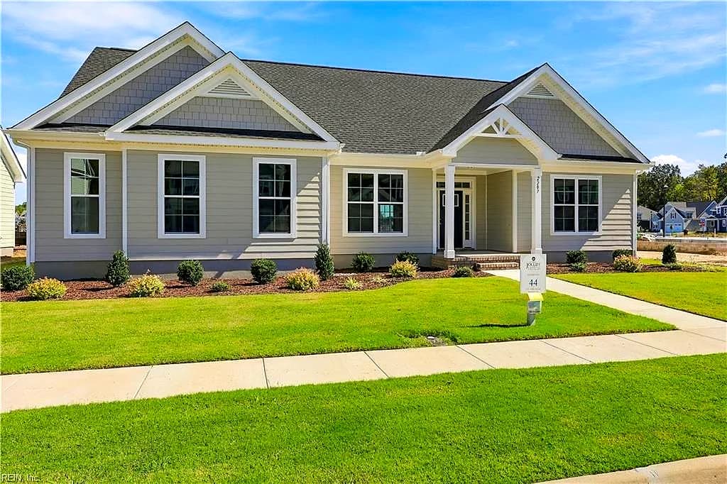 2207 Hampton Roads PW, CHESAPEAKE VA 23321 - Main photo