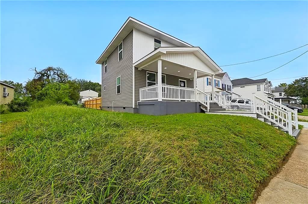 1136 35th ST, NEWPORT NEWS VA 23607 - Photo 4