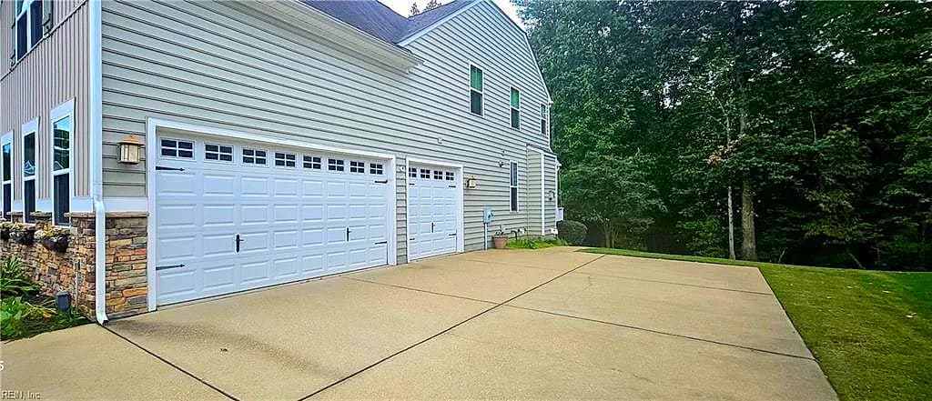 2652 Brownstone CIR, WILLIAMSBURG VA 23185 - Photo 4