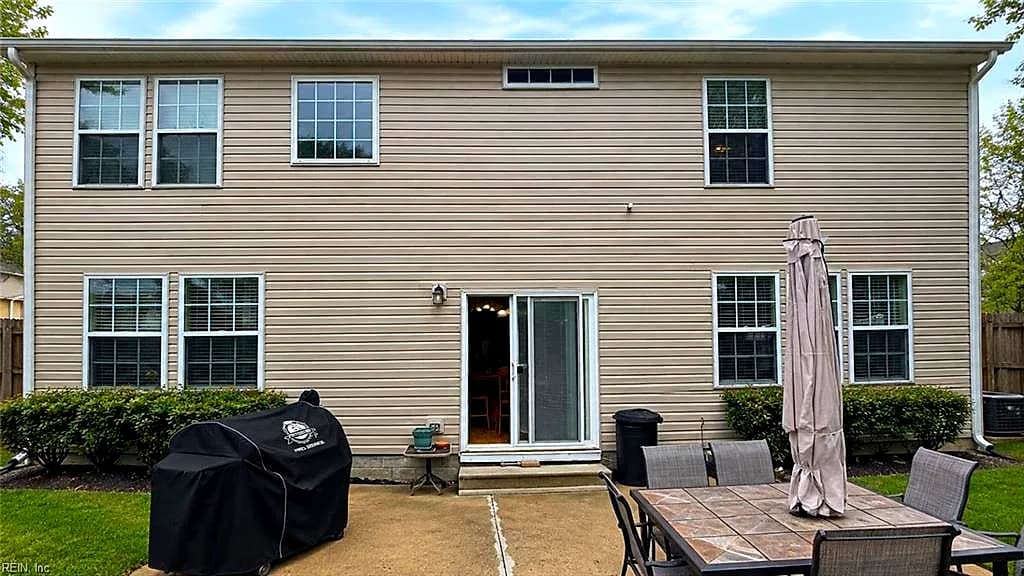 951 Holbrook Dr DR, NEWPORT NEWS VA 23602 - Photo 4