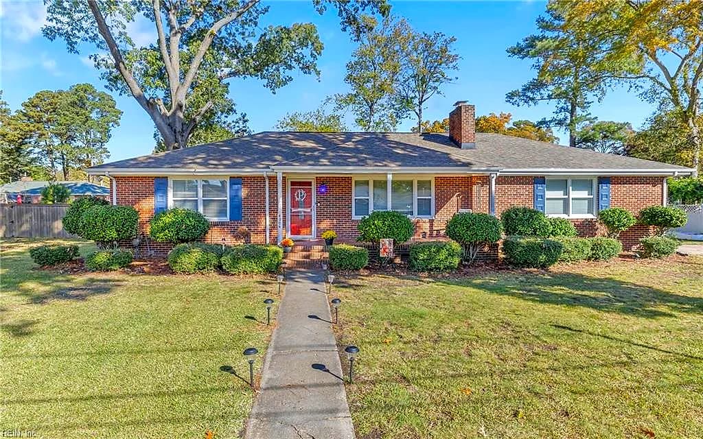 4904 Briarwood LN, PORTSMOUTH VA 23703 - Photo 2