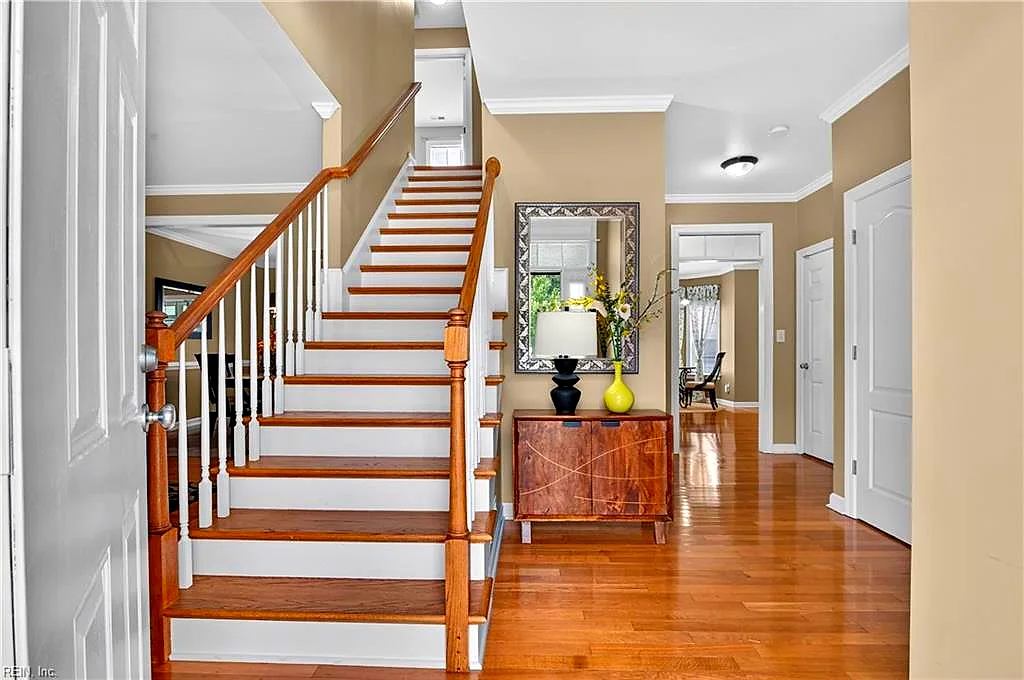 4 Kenan CT, HAMPTON VA 23666 - Photo 4
