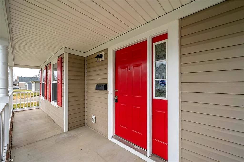 1260 W 27th ST, NORFOLK VA 23508 - Photo 3
