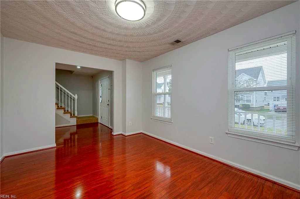1260 W 27th ST, NORFOLK VA 23508 - Photo 5