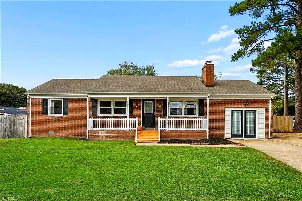 47 Ivy Farms RD, NEWPORT NEWS VA 23601 - Photo 2