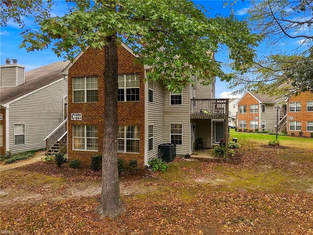 1013 Villas CT #CT, VIRGINIA BEACH VA 23456 - Photo 3