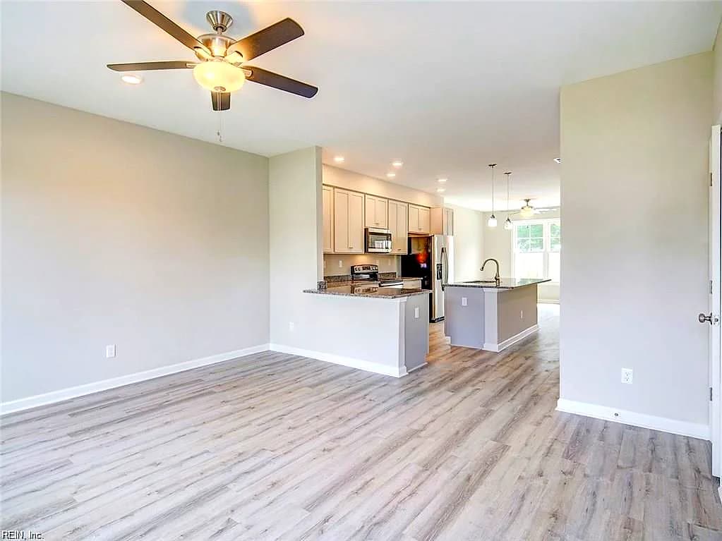 8218 Tidewater DR, NORFOLK VA 23505 - Photo 3