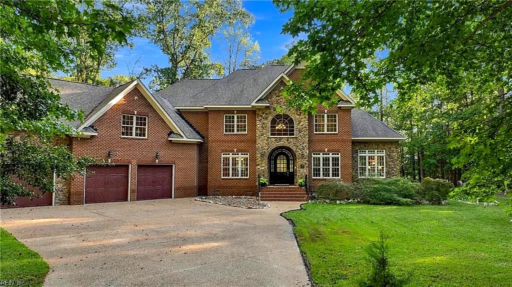 15233 Mokete TRL, SMITHFIELD VA 23430