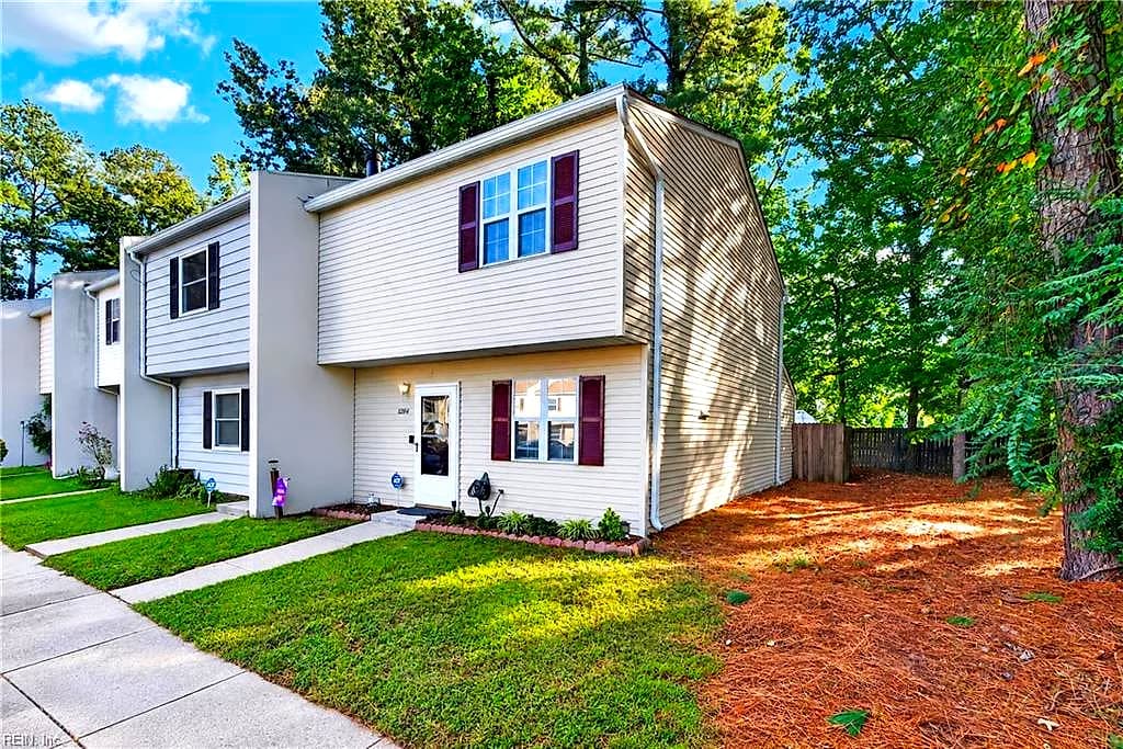 12815 Tahiska LN, NEWPORT NEWS VA 23602 - Photo 4