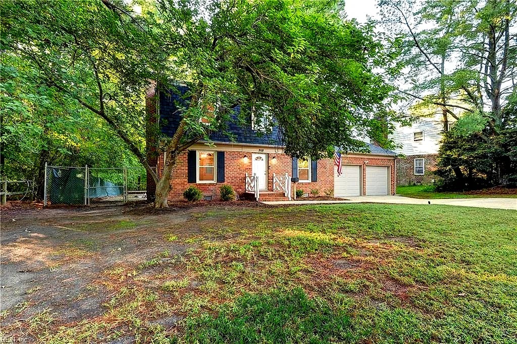 360 Hughes Dr, Newport News, VA