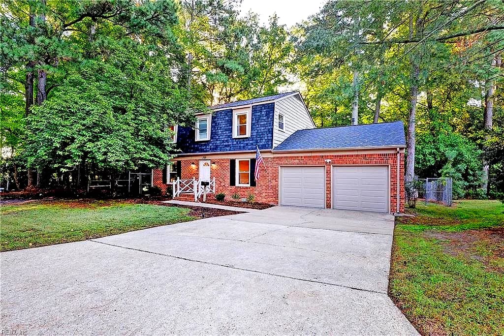 360 Hughes DR, NEWPORT NEWS VA 23608 - Photo 4