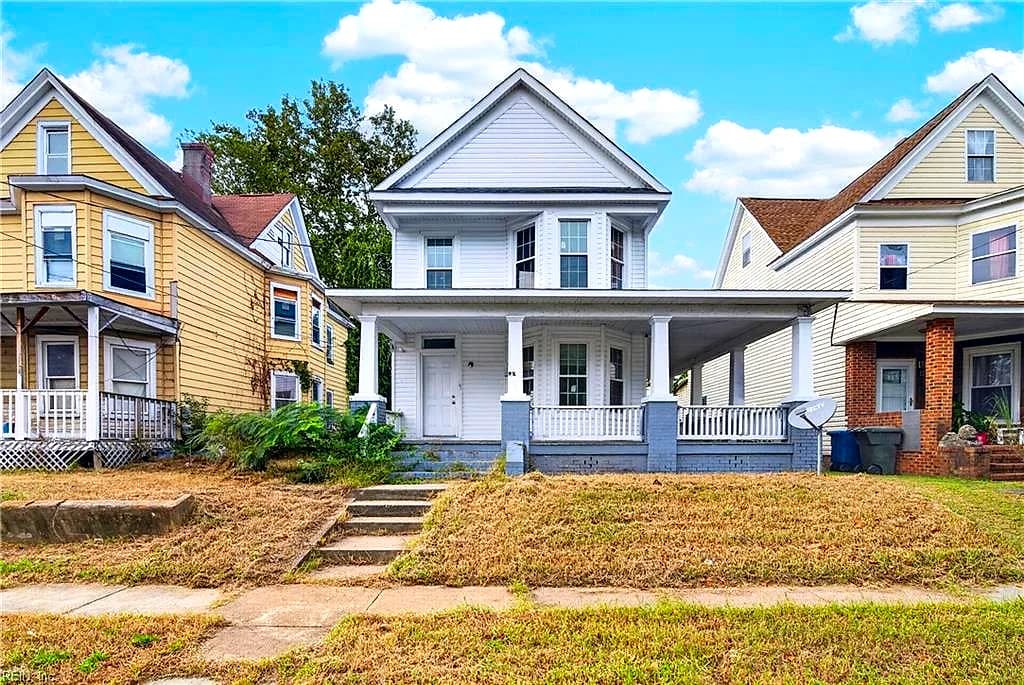 1313 23rd ST, NEWPORT NEWS VA 23607 - Photo 2