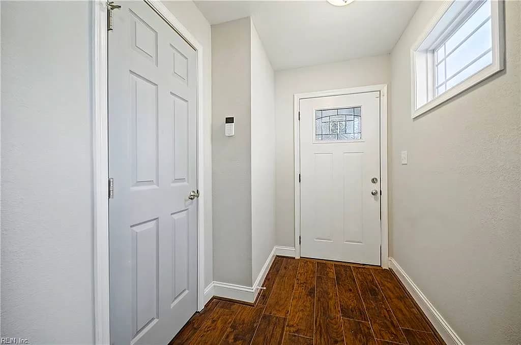 8018 Becket ST, NORFOLK VA 23518 - Photo 3