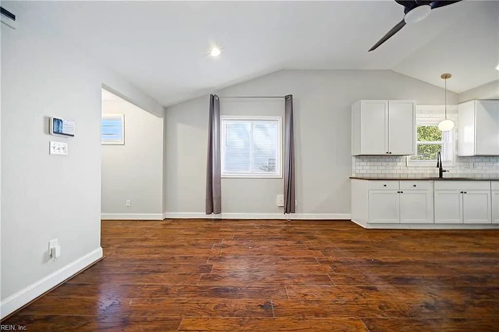 8018 Becket ST, NORFOLK VA 23518 - Photo 4