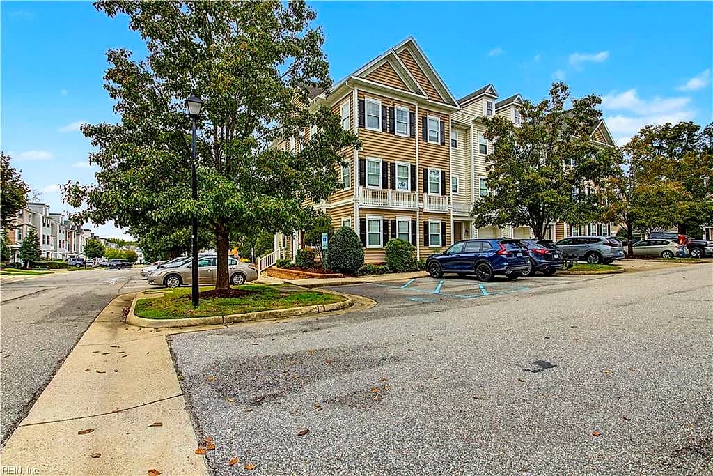 1905 Prosperity CT, WILLIAMSBURG VA 23188 - Photo 3