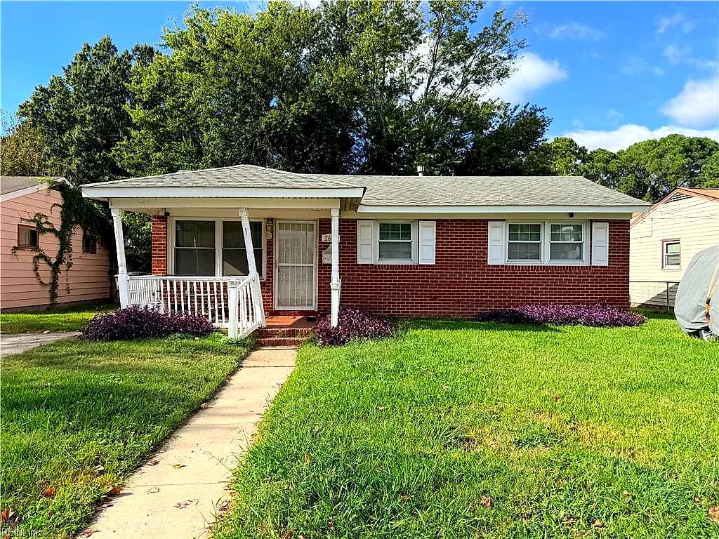 2612 Hickory ST, PORTSMOUTH VA 23707 - Photo 2