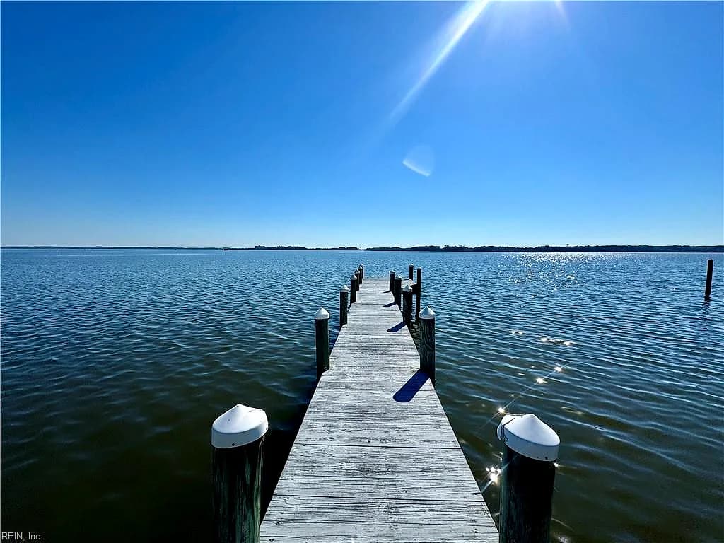 10 Riverview DR, POQUOSON VA 23662 - Main photo