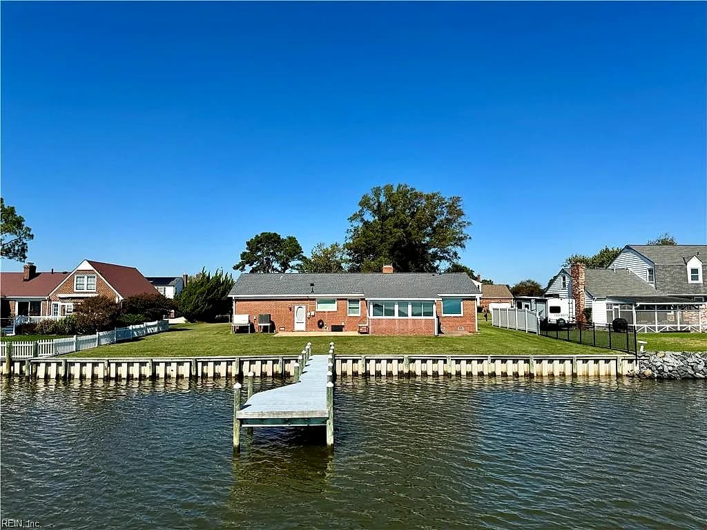 10 Riverview DR, POQUOSON VA 23662 - Photo 4