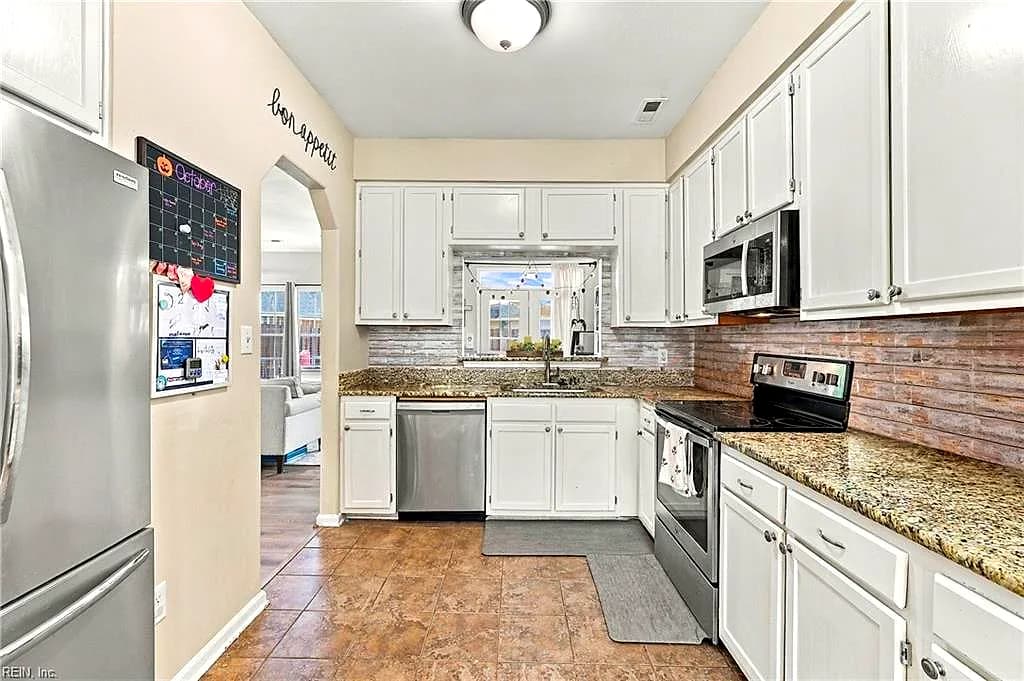 2682 Bracston RD, VIRGINIA BEACH VA 23456 - Photo 5