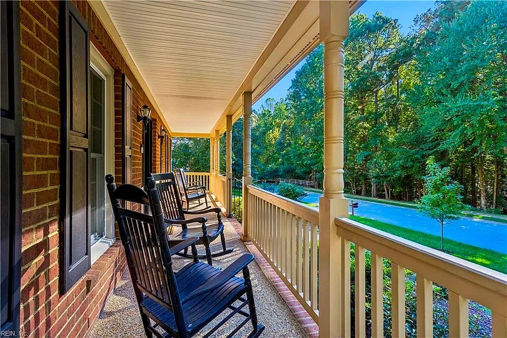 305 Piney Creek DR, WILLIAMSBURG VA 23185 - Photo 5