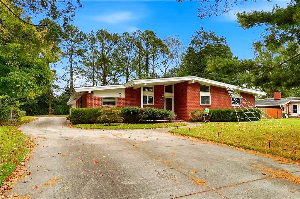 1312 Woodhurst DR, VIRGINIA BEACH VA 23454 - Photo 4