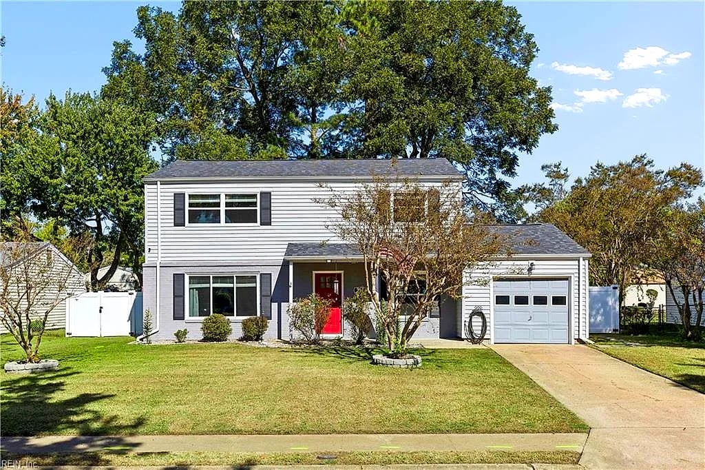 111 Deerfield Blvd, Hampton, VA
