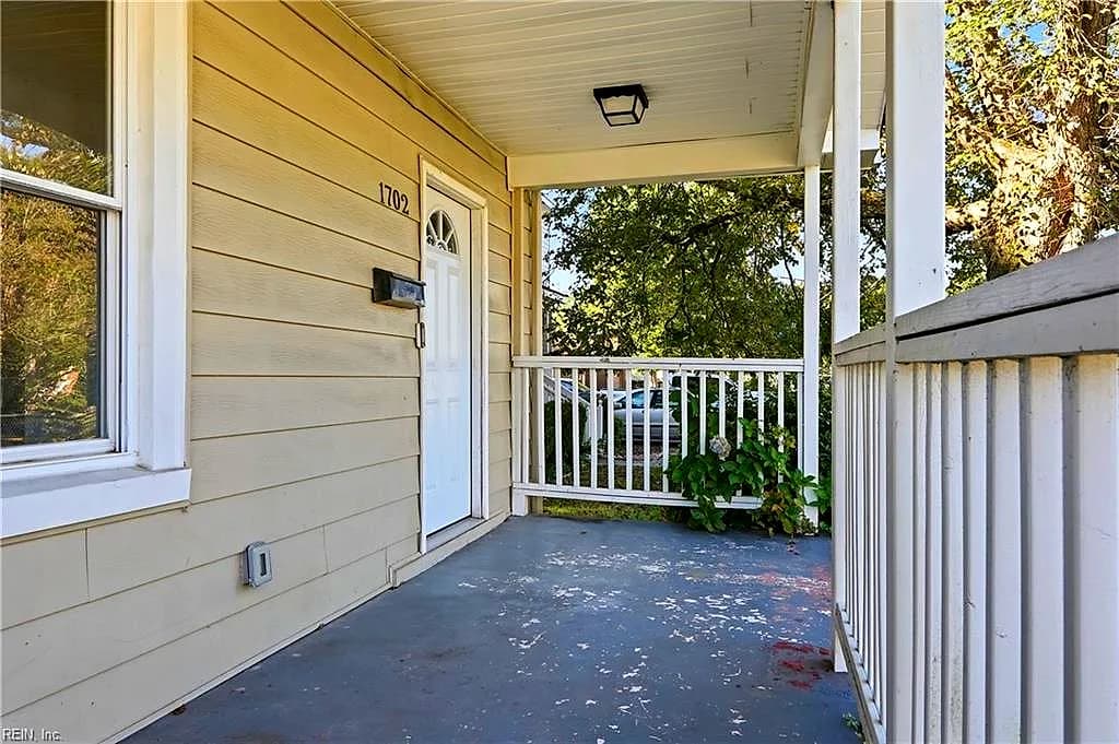 1702 Shell RD, HAMPTON VA 23661 - Photo 4