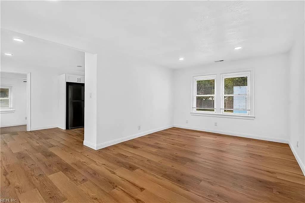 3311 Sewells Point RD, NORFOLK VA 23513 - Photo 4