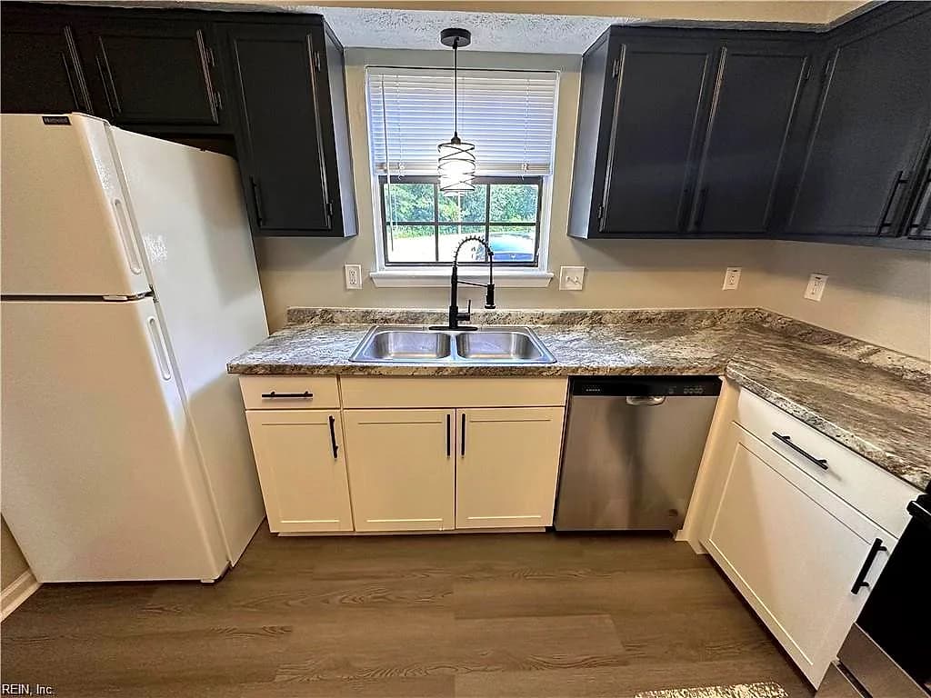 363 Deputy LN #E, NEWPORT NEWS VA 23608 - Photo 5