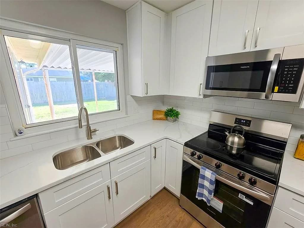 3237 Silina DR, VIRGINIA BEACH VA 23452 - Photo 5