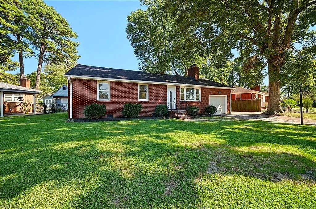 326 W Mcginnis CIR, NORFOLK VA 23502 - Photo 3