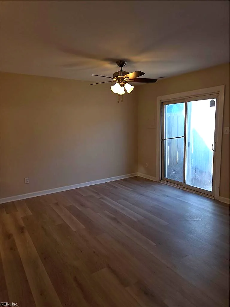 3693 Windmill DR, VIRGINIA BEACH VA 23453 - Photo 4