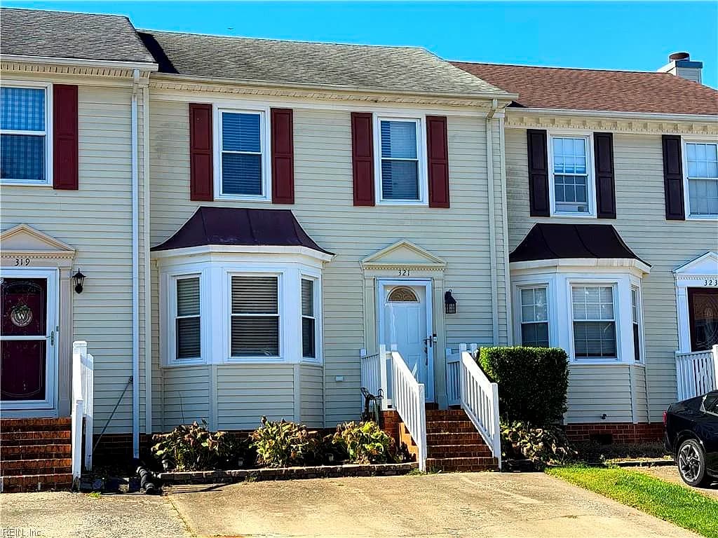 321 San Roman DR, CHESAPEAKE VA 23322 - Main photo