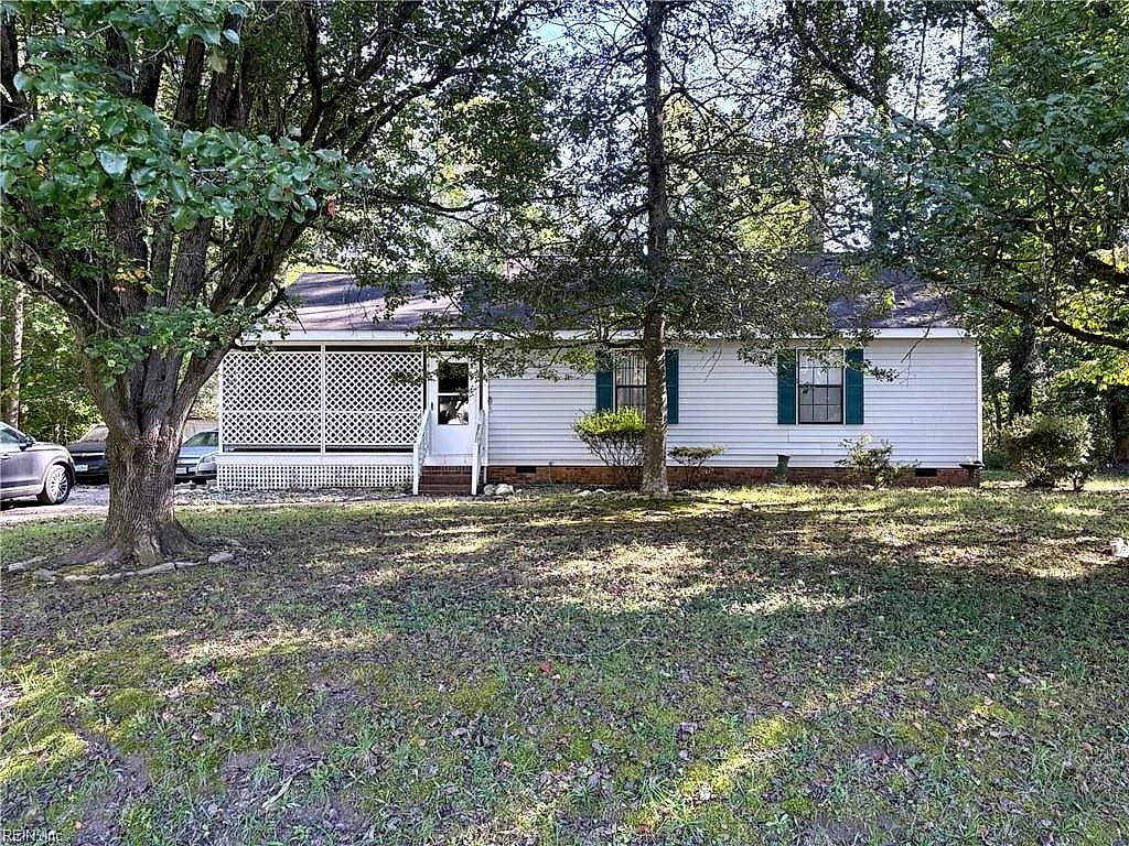 110 Woodside Dr, Williamsburg, VA