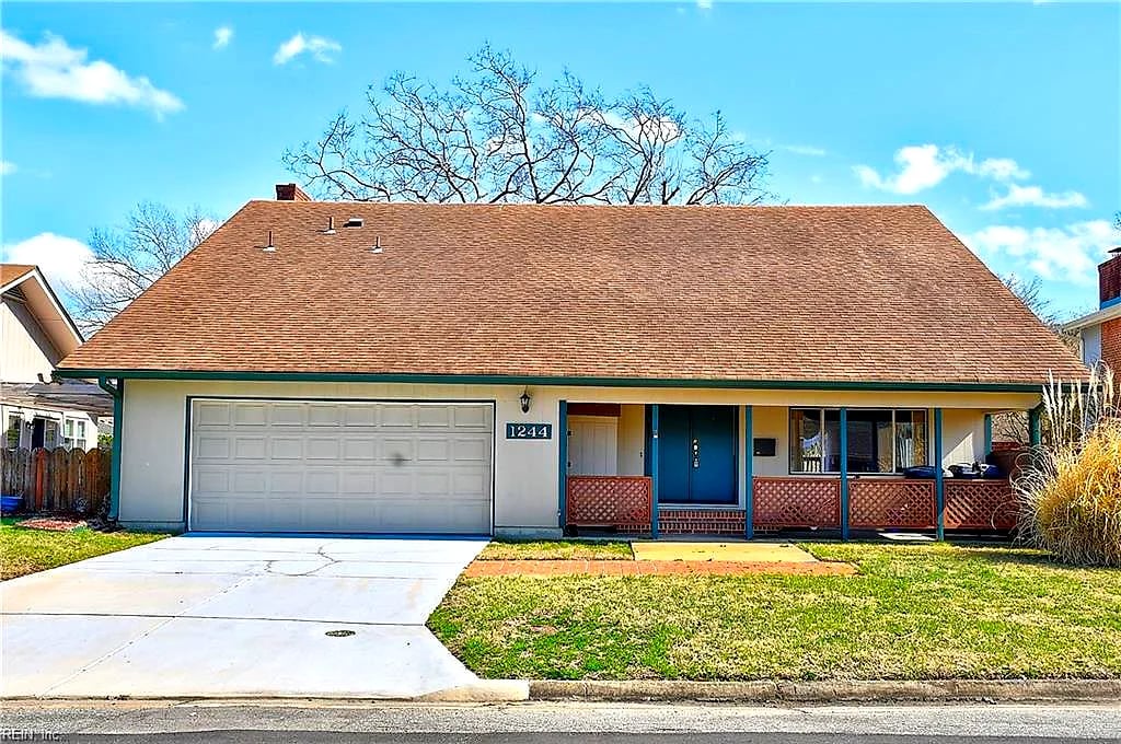 1244 Ginger CRES, VIRGINIA BEACH VA 23453, Virginia Beach, VA 23453 — home for sale in Green Run