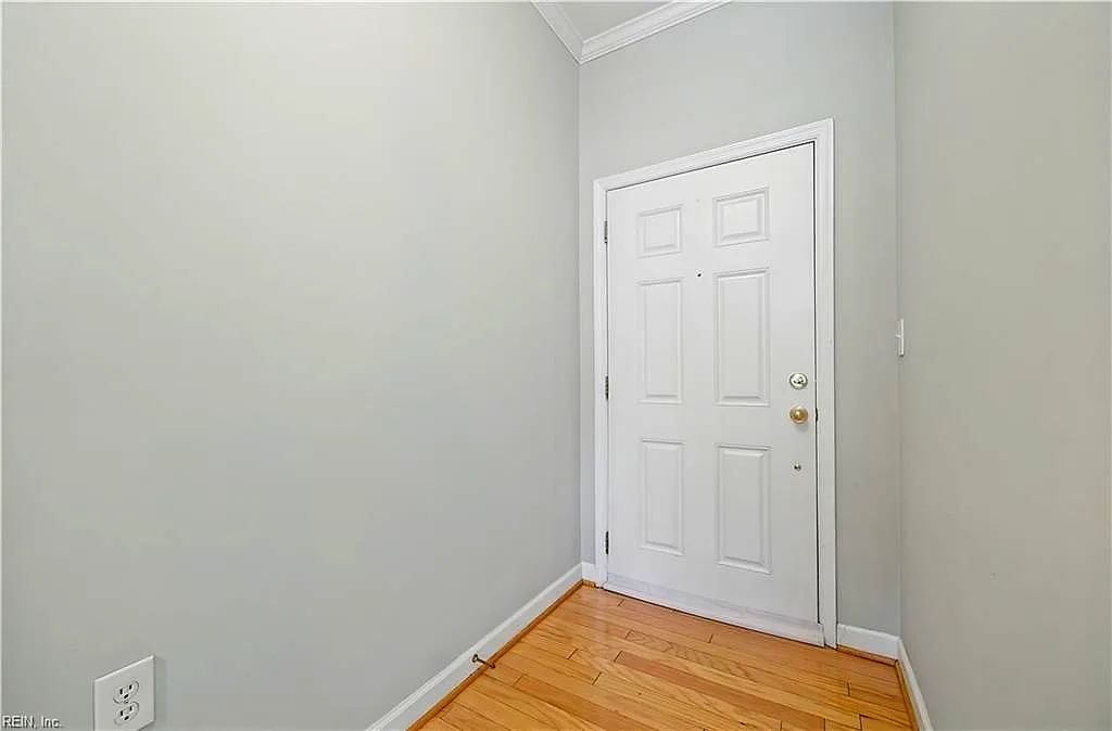 230 Nat Turner BLVD #2001, NEWPORT NEWS VA 23606 - Photo 4