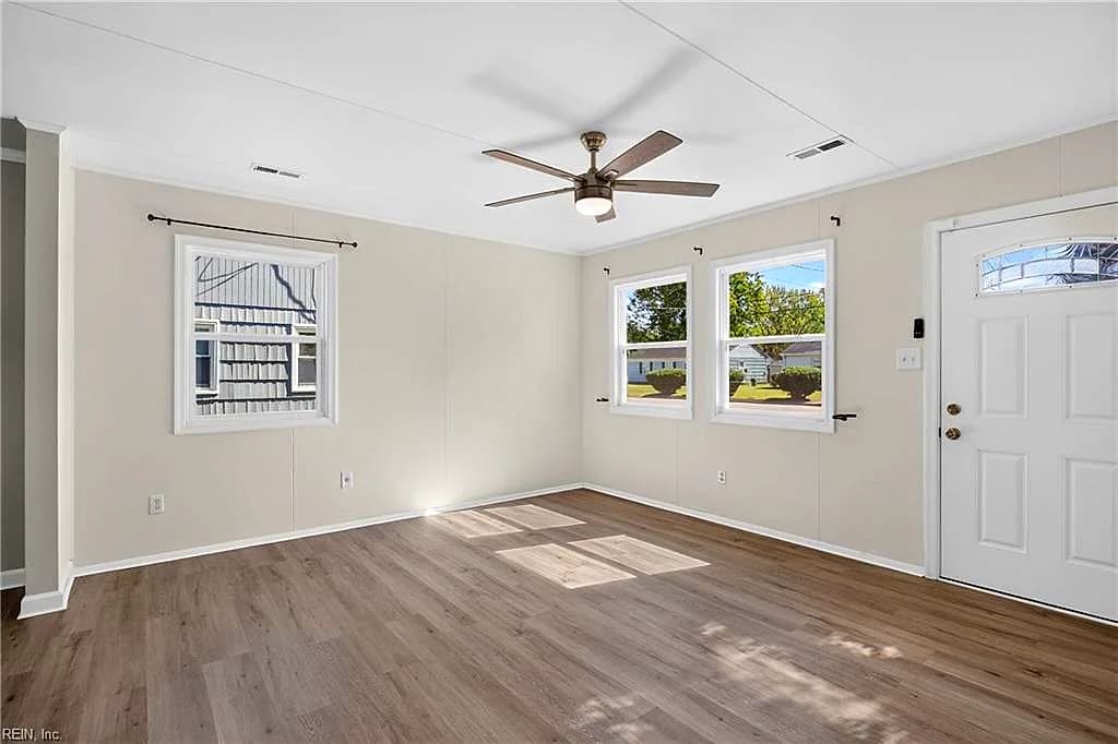 1803 Somerville DR, HAMPTON VA 23663 - Photo 3