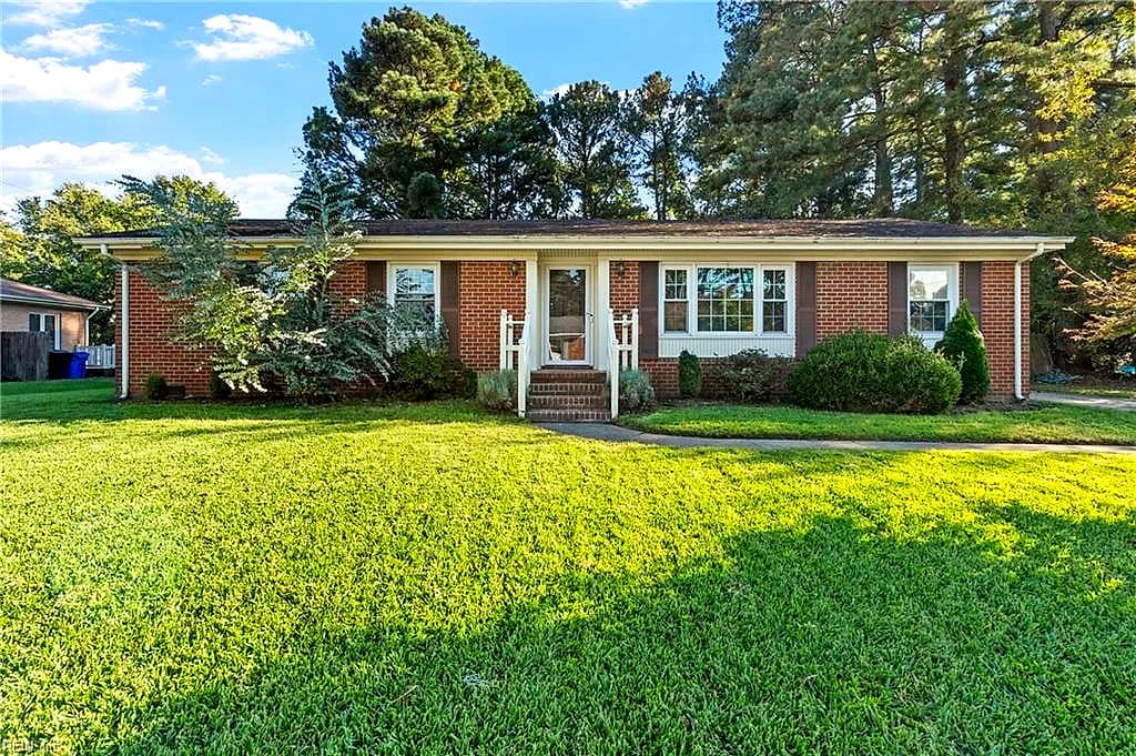 5817 Craneybrook LN, PORTSMOUTH VA 23703 - Main photo